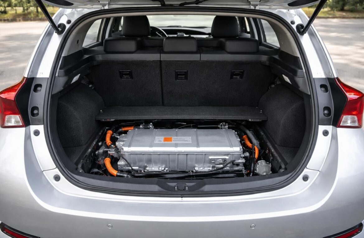 Tout ce que vous devez savoir sur l’emplacement de la batterie de la Toyota Auris hybride